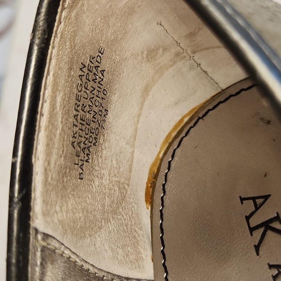 Anne Klein Gray Suede 2 inch block heel, 7.5 - Picture 5 of 5